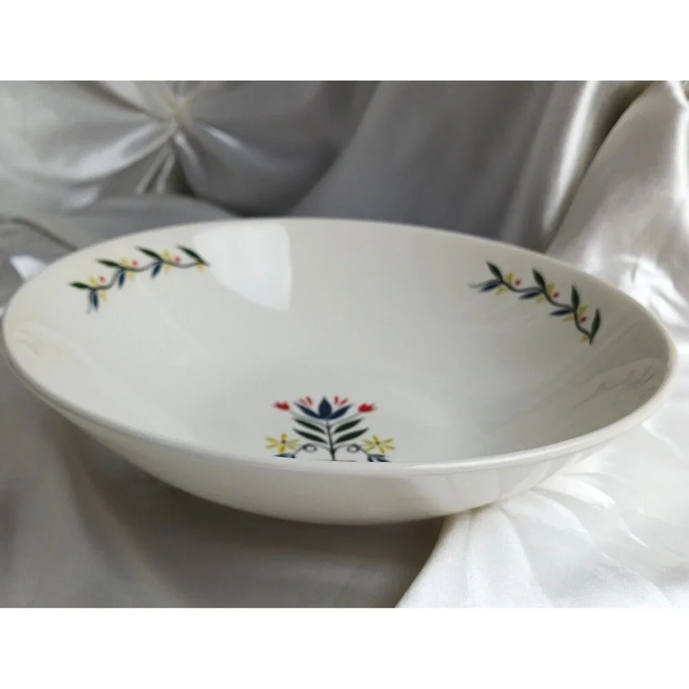 Homer Laughlin Rhythm American Provincial 9'' Round Serving Bowl